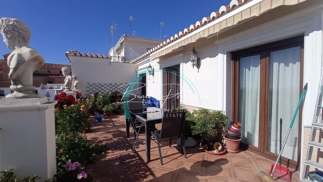 2 soverom Leilighet til leie i Torrox Pueblo, Torrox - € 850 (Ref: 8297831)