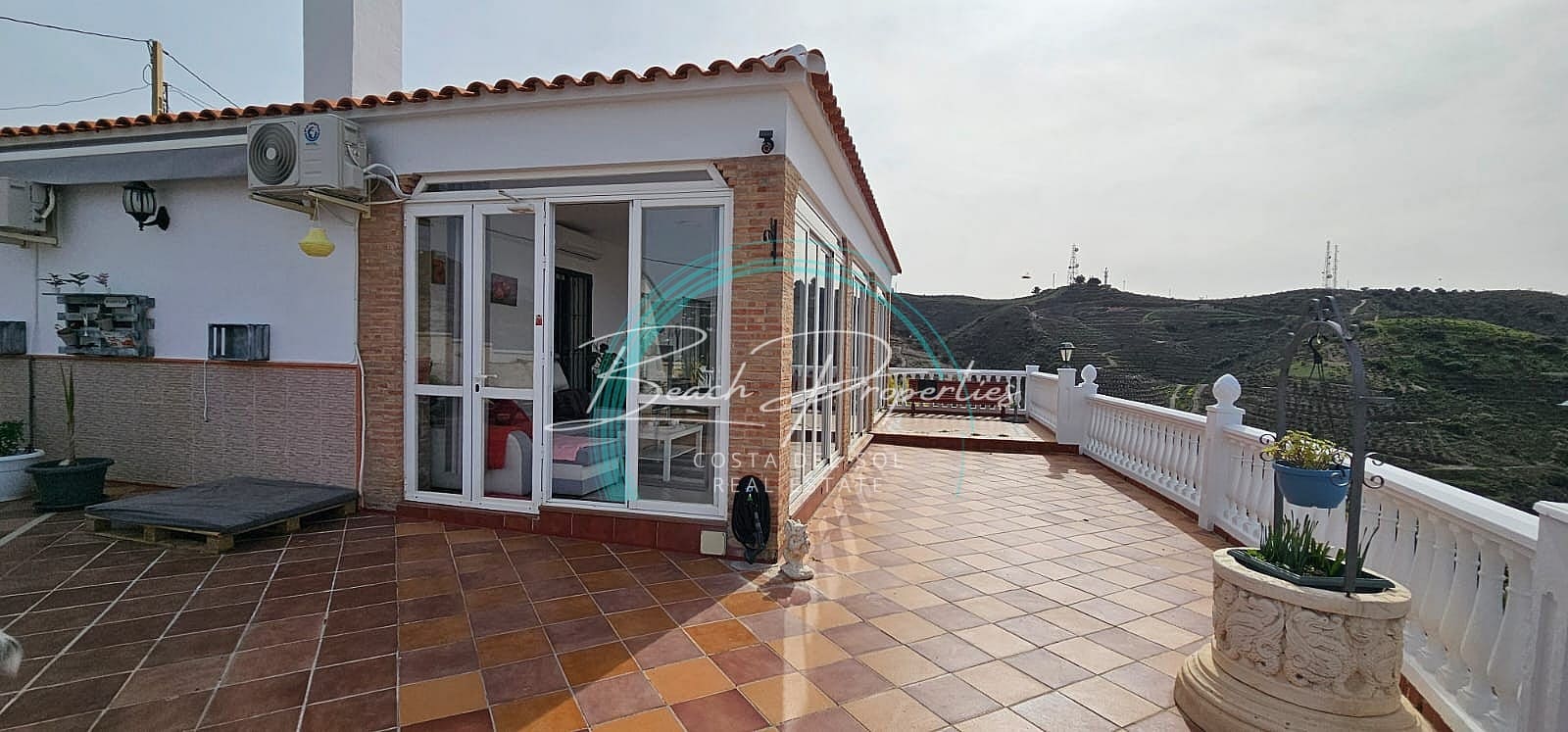 2 bedroom Villa for rent in Torrox Park with pool - € 2,300 (Ref: 8339129)