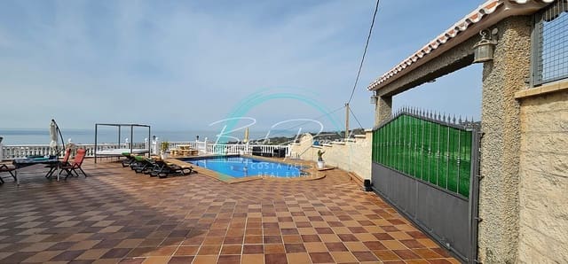 2 slaapkamer Villa te huur in Torrox Park, Torrox met zwembad - € 2.300 (Ref: 8339129)