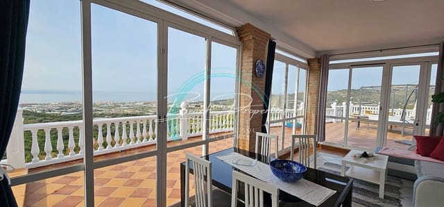 2 slaapkamer Villa te huur in Torrox Park, Torrox met zwembad - € 2.300 (Ref: 8339129)