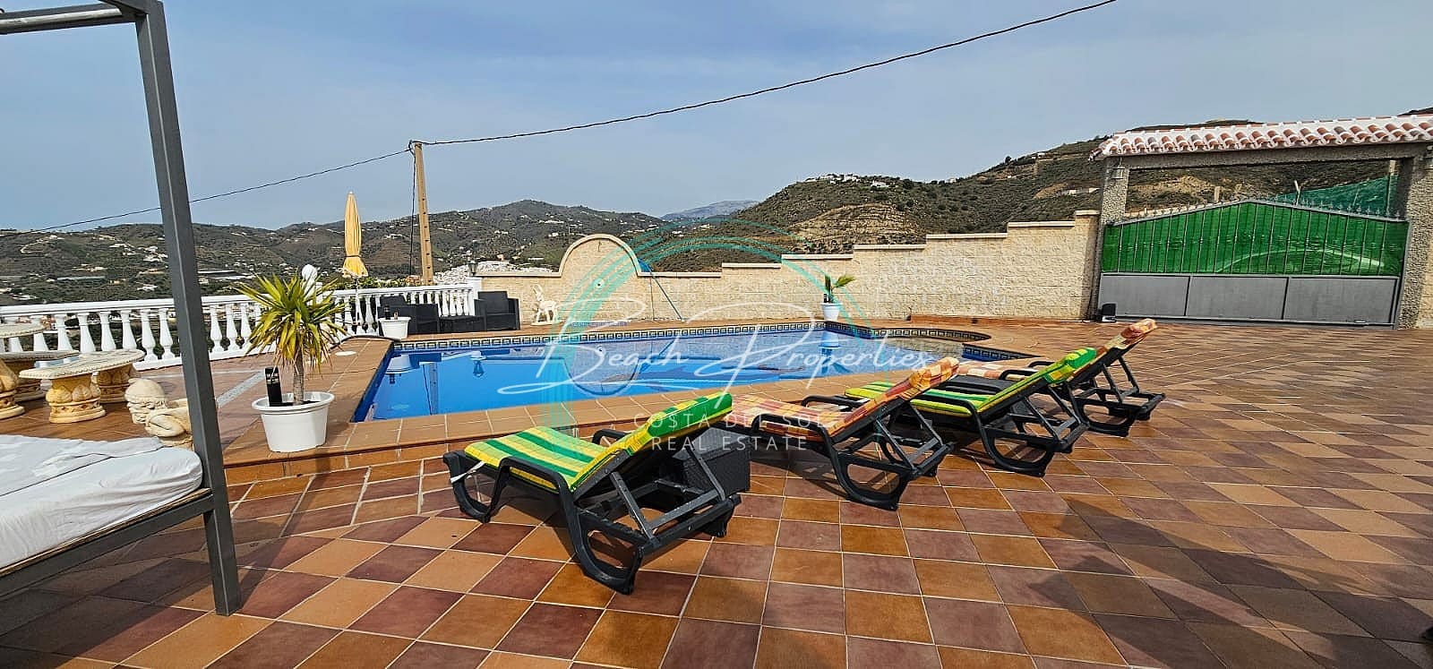 2 bedroom Villa for rent in Torrox Park with pool - € 2,300 (Ref: 8339129)