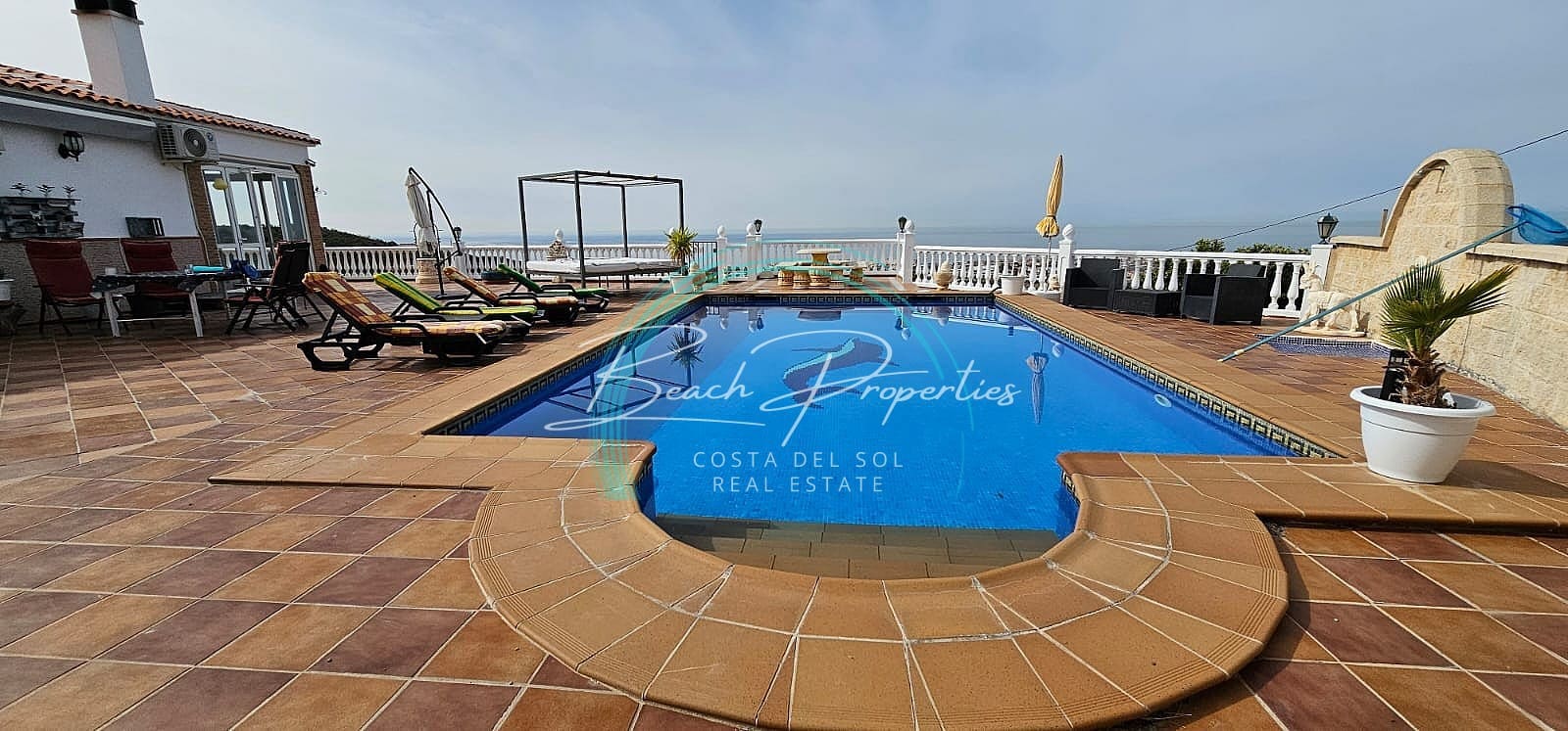 2 bedroom Villa for rent in Torrox Park with pool - € 2,300 (Ref: 8339129)