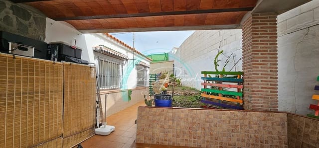 2 slaapkamer Villa te huur in Torrox Park, Torrox met zwembad - € 2.300 (Ref: 8339129)