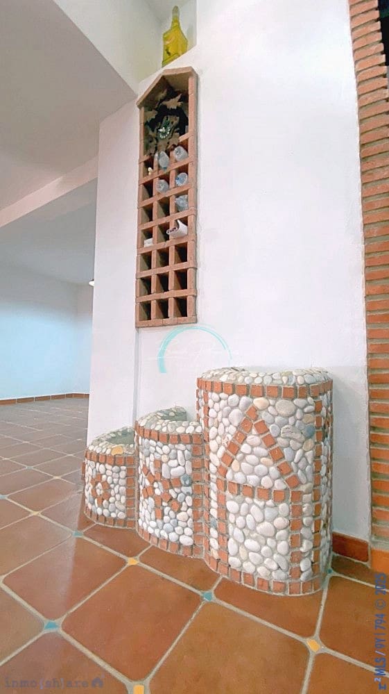 5 makuuhuone Huvila myytävänä paikassa Frigiliana mukana uima-altaan - 850 000 € (Ref: 8343940)