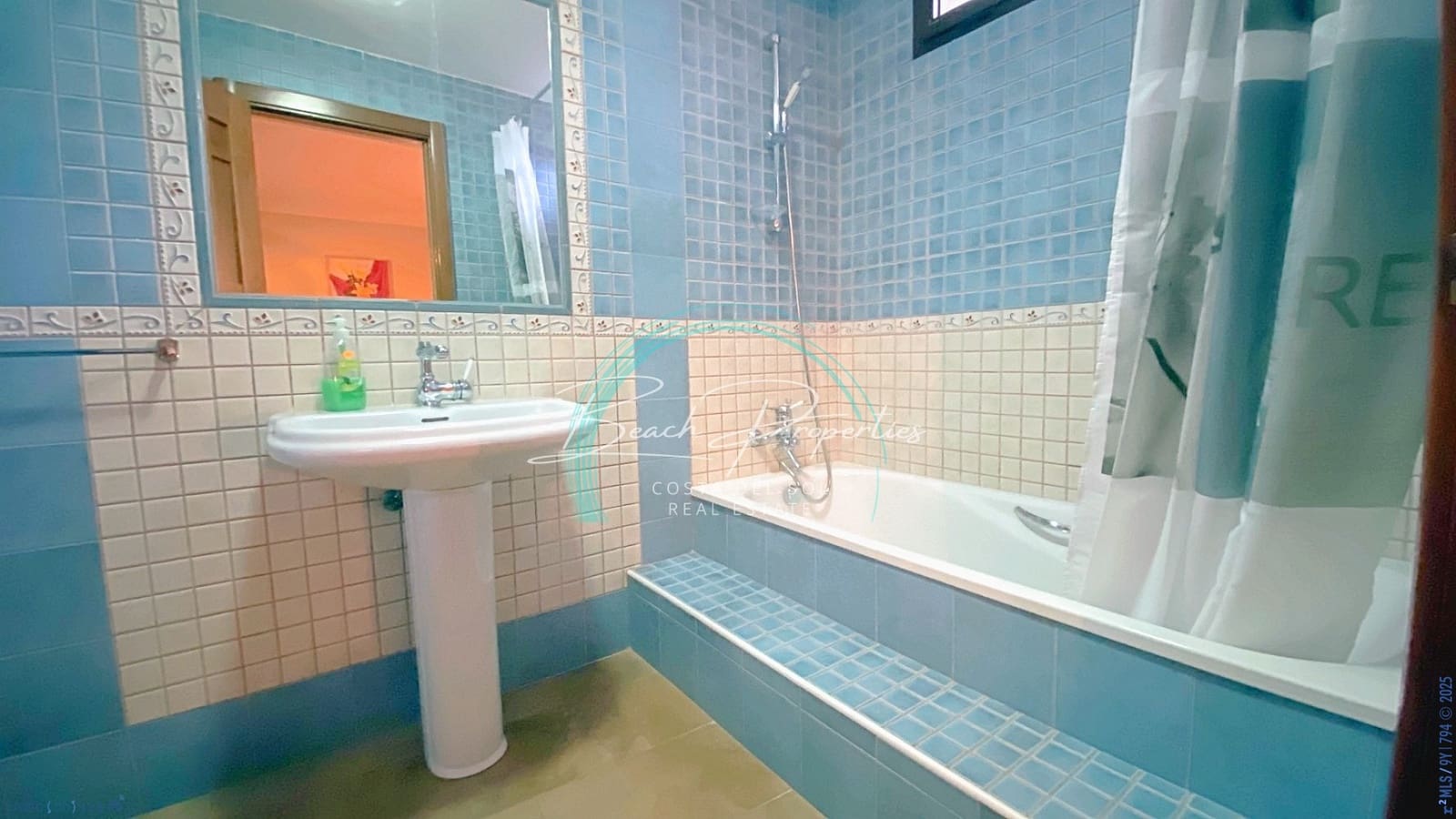 5 makuuhuone Huvila myytävänä paikassa Frigiliana mukana uima-altaan - 850 000 € (Ref: 8343940)