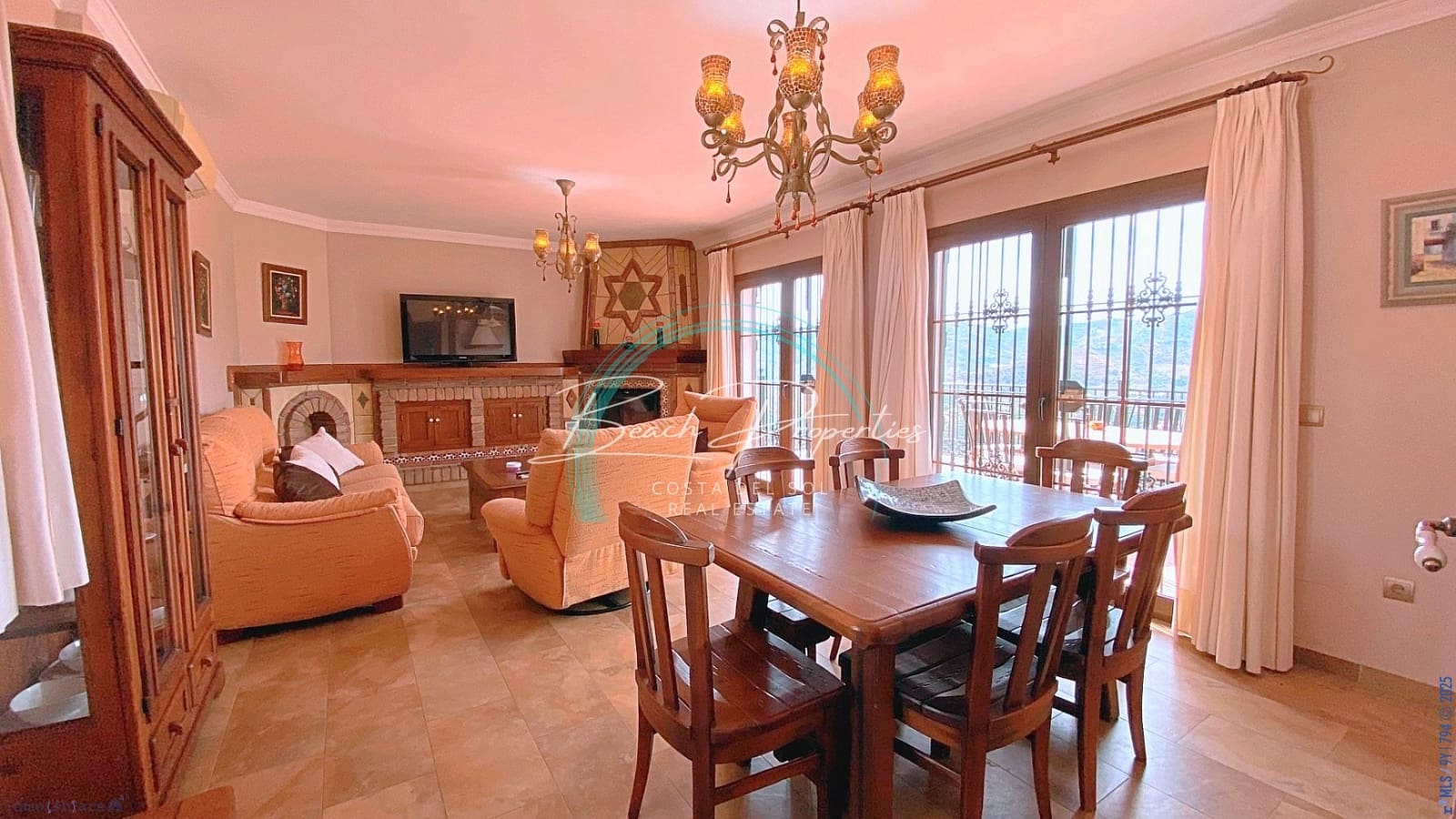 5 makuuhuone Huvila myytävänä paikassa Frigiliana mukana uima-altaan - 850 000 € (Ref: 8343940)