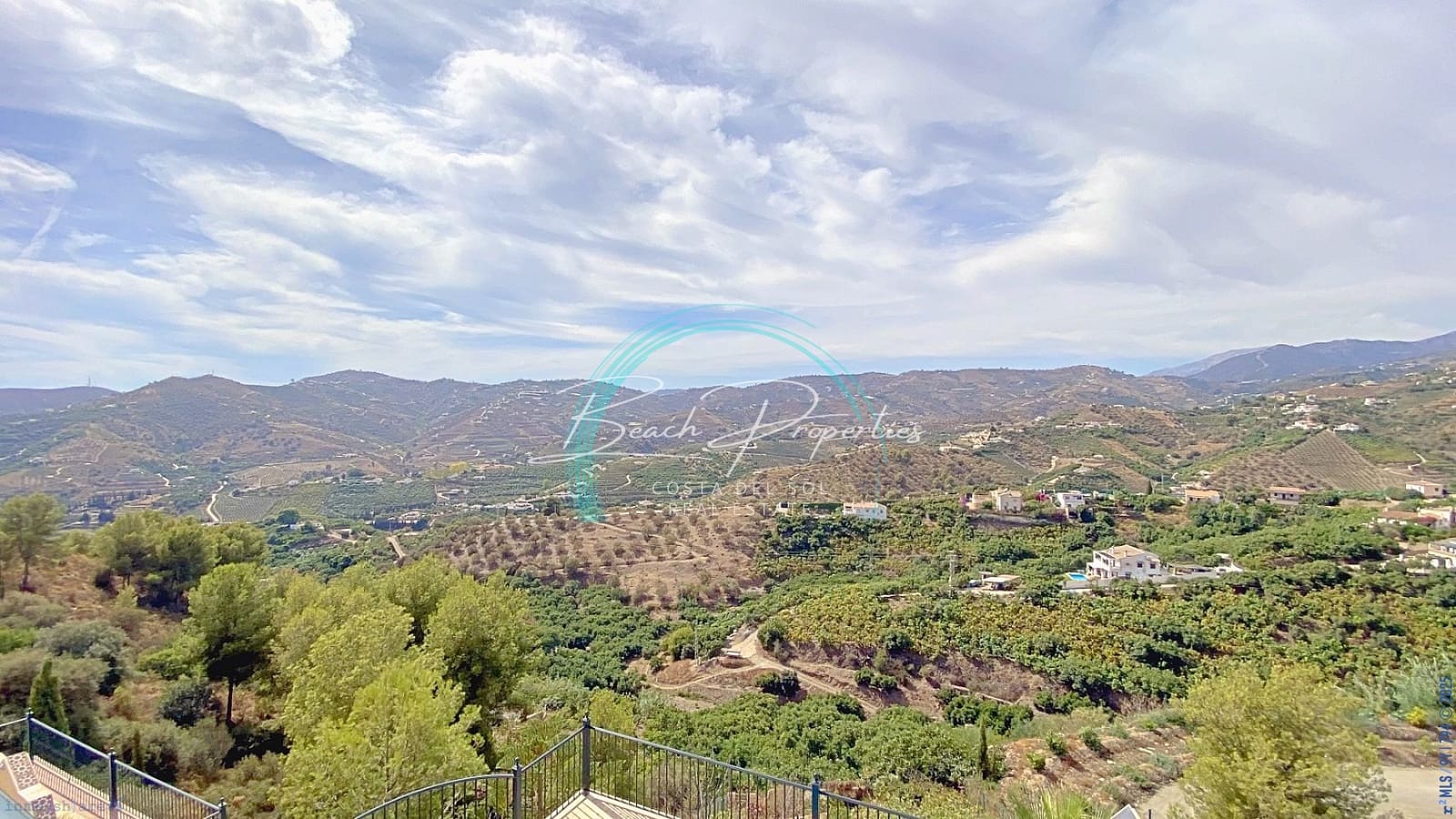 5 makuuhuone Huvila myytävänä paikassa Frigiliana mukana uima-altaan - 850 000 € (Ref: 8343940)