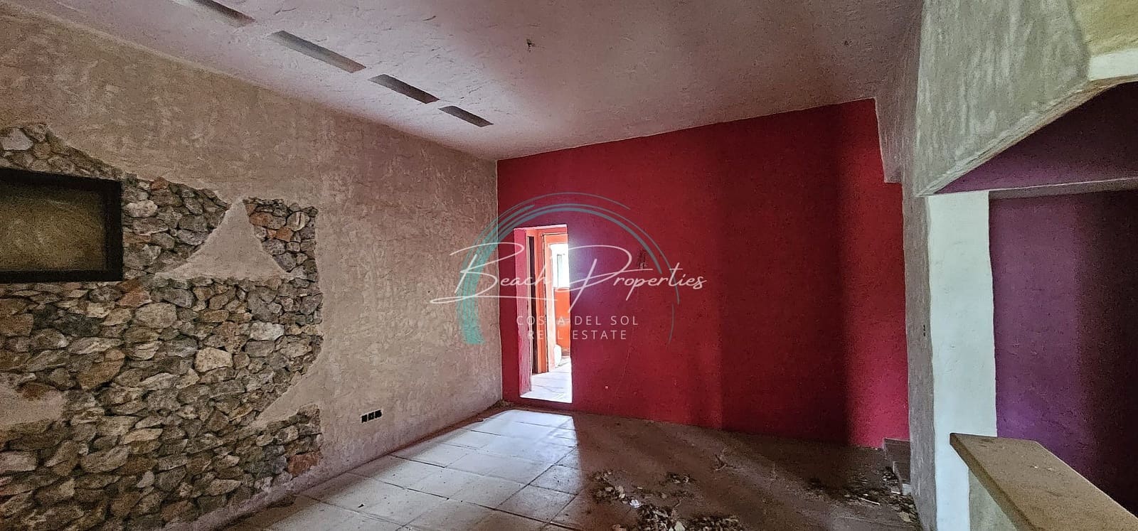 5 soveværelse Villa til salg i Torrox med swimmingpool garage - € 485.000 (Ref: 8354279)