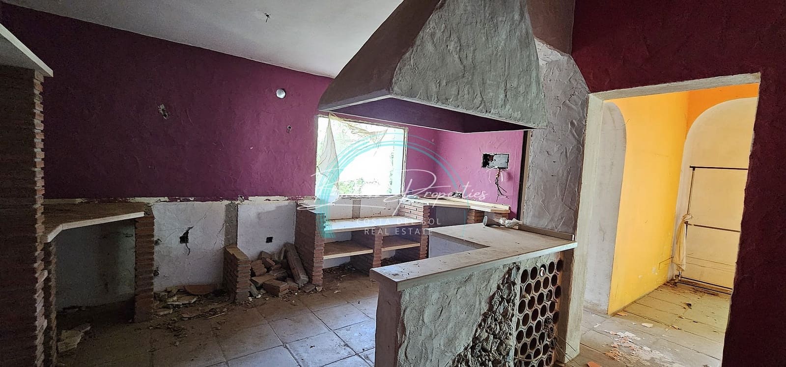 5 soveværelse Villa til salg i Torrox med swimmingpool garage - € 485.000 (Ref: 8354279)