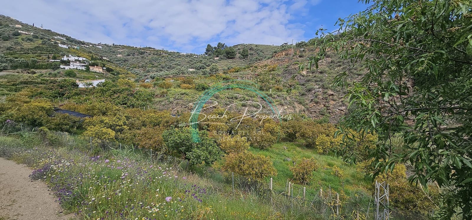 5 soveværelse Villa til salg i Torrox med swimmingpool garage - € 485.000 (Ref: 8354279)