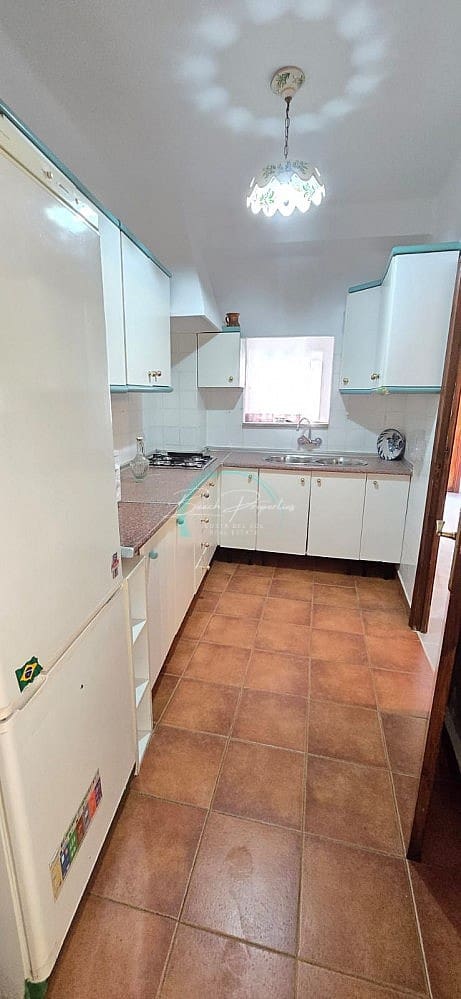 3 bedroom Villa for sale in Torrox - € 200,000 (Ref: 8403750)