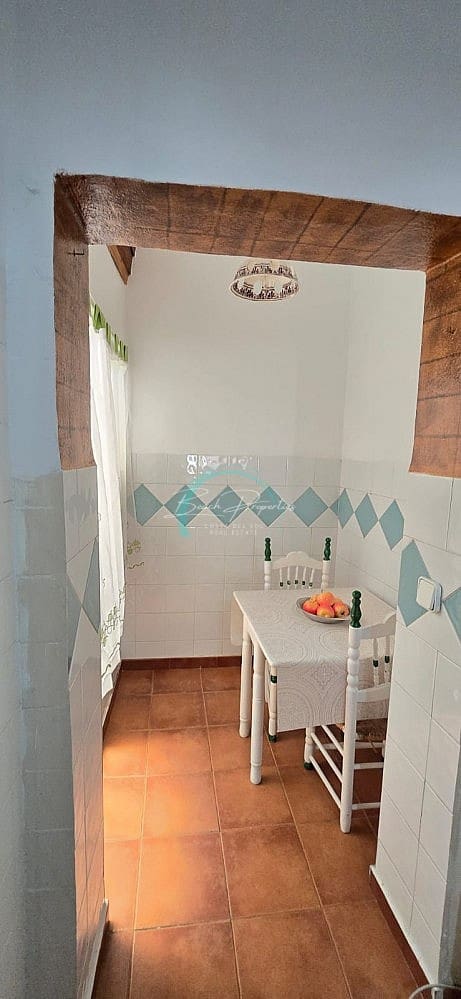 3 bedroom Villa for sale in Torrox - € 200,000 (Ref: 8403750)