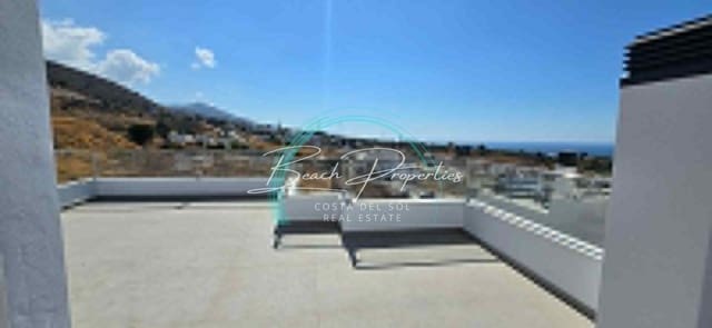 4 sovrum Villa till salu i Centro, Nerja med pool garage - 865 000 € (Ref: 8499592)
