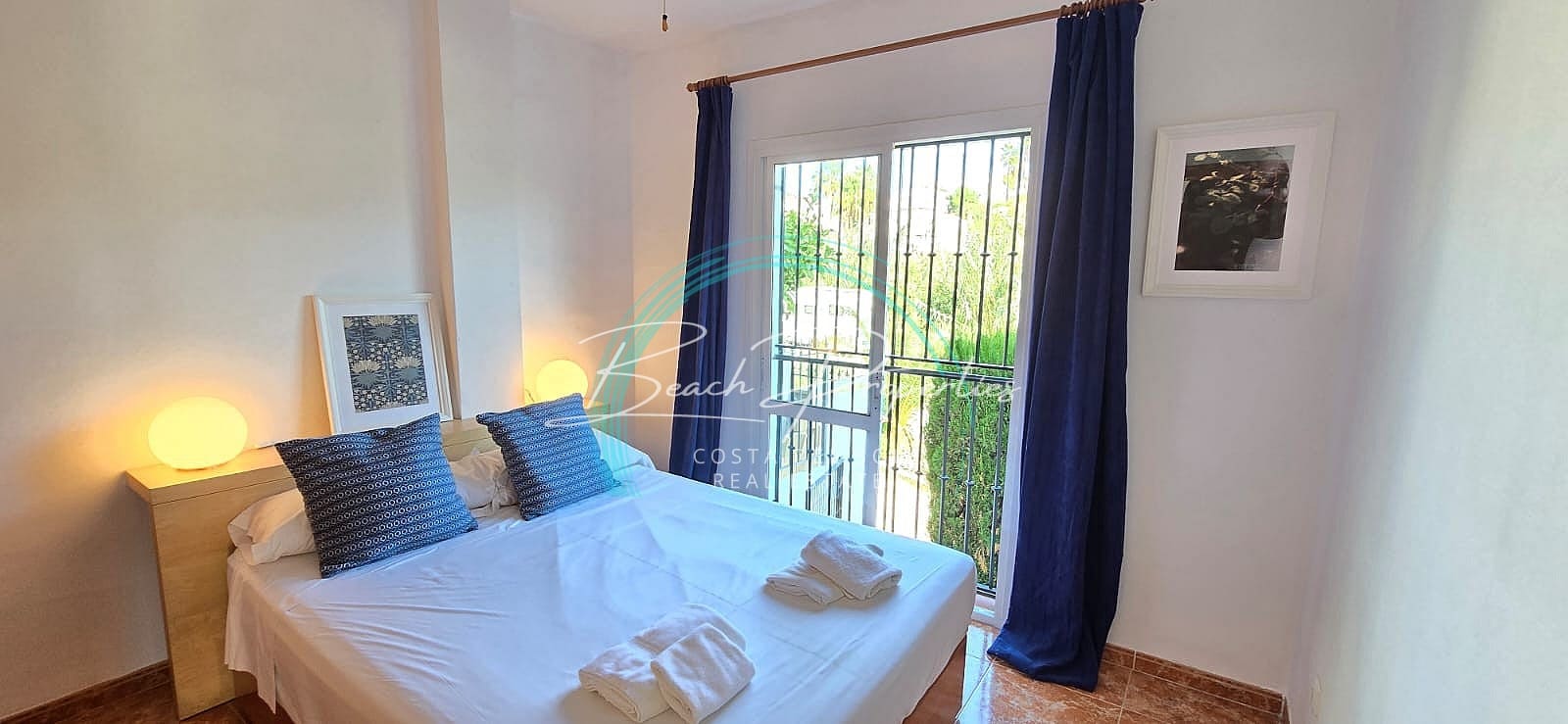 4 bedroom Apartment for sale in Nerja with pool - € 380,000 (Ref: 8570758)