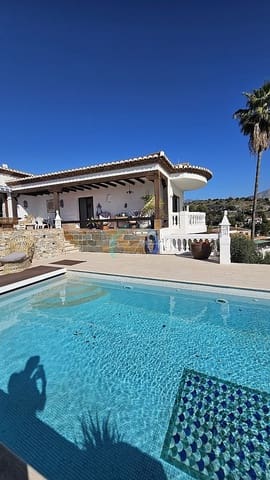 5 soveværelse Villa til salg i La Herradura, Almuñécar med swimmingpool - € 1.180.000 (Ref: 8581685)