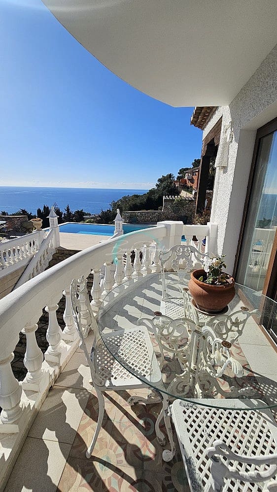 5 soveværelse Villa til salg i La Herradura med swimmingpool - € 1.180.000 (Ref: 8581685)