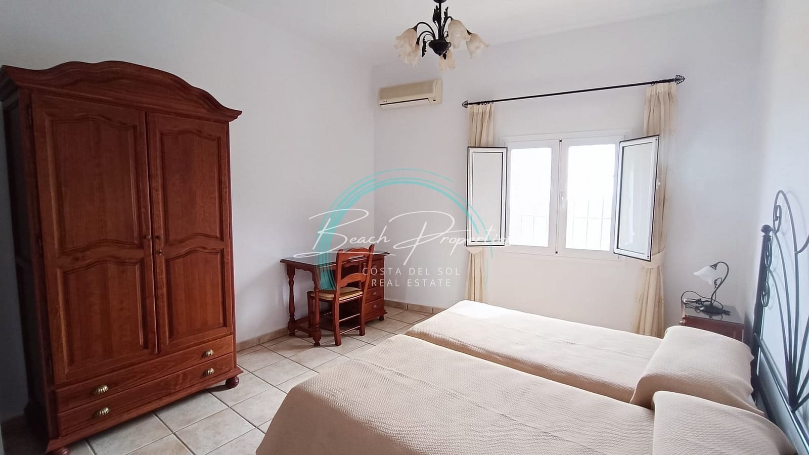 3 Zimmer Villa zu vermieten in Torrox mit Garage - 1.100 € (Ref: 8586921)