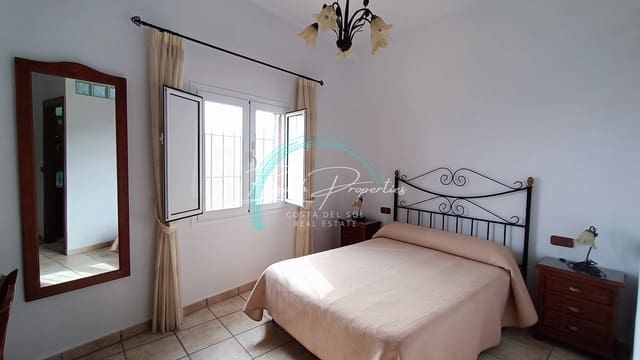 3 soverom Villa til leie i Torrox Pueblo, Torrox med garasje - € 1 000 (Ref: 8586921)