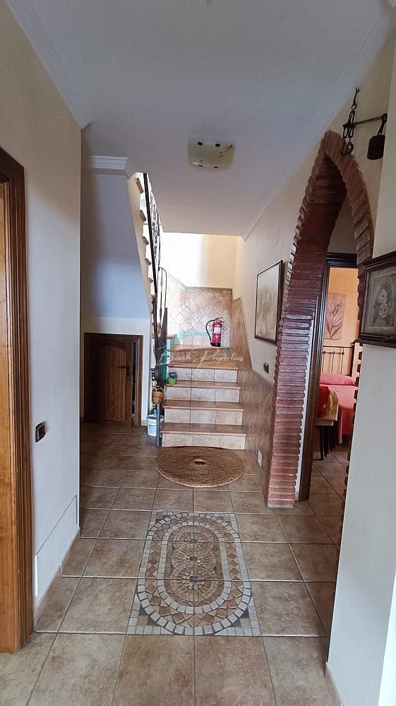 4 Zimmer Villa zu vermieten in Torrox mit Pool Garage - 1.700 € (Ref: 8586922)