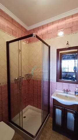 4 soverom Villa til leie i Torrox Pueblo, Torrox med svømmebasseng garasje - € 1 600 (Ref: 8586922)