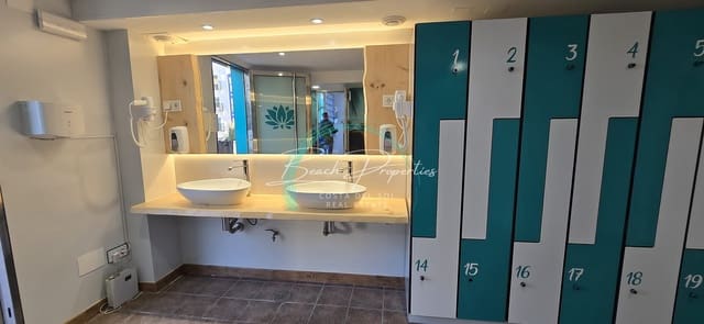 1 soverom Kommersiell til salgs i Centro, Nerja med svømmebasseng - € 550 000 (Ref: 8880867)