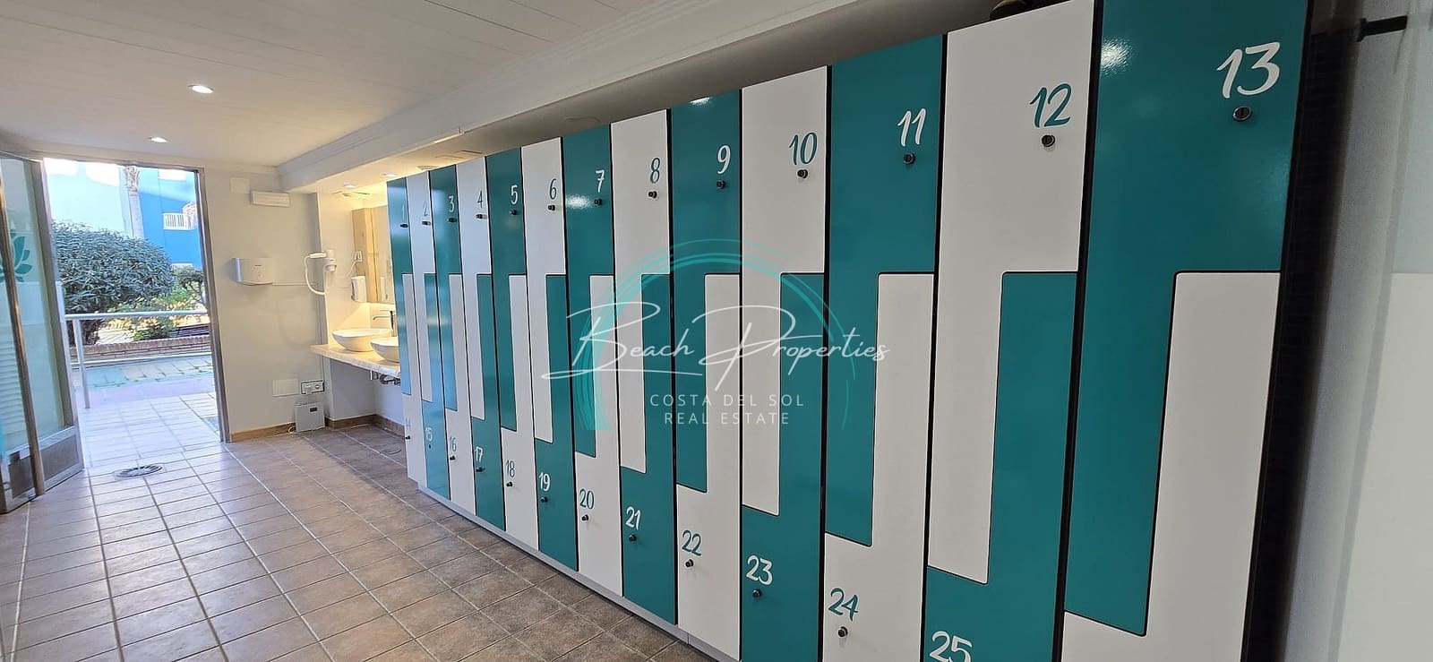 1 soverom Kommersiell til salgs i Nerja med svømmebasseng - € 550 000 (Ref: 8880867)