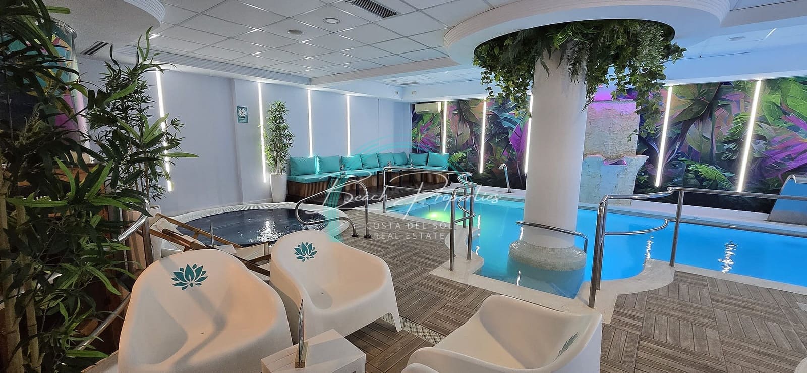 1 soverom Kommersiell til salgs i Nerja med svømmebasseng - € 550 000 (Ref: 8880867)