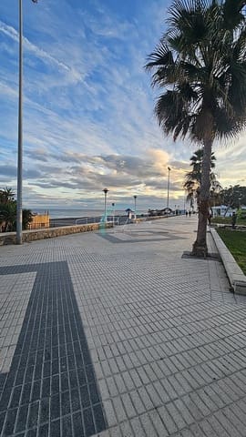 2 soveværelse Villa til salg i Torre del Mar, Vélez-Málaga med garage - € 265.000 (Ref: 8924847)