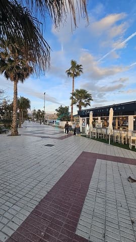 2 soveværelse Villa til salg i Torre del Mar, Vélez-Málaga med garage - € 265.000 (Ref: 8924847)