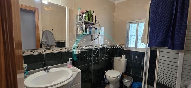 2 soveværelse Villa til salg i Torre del Mar, Vélez-Málaga med garage - € 265.000 (Ref: 8924847)