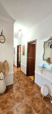 3 sypialnia Dom do wynajęcia w Torrox Pueblo, Torrox z basenem garażem - 1 700 € (Ref: 8933304)