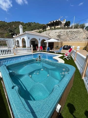 3 sypialnia Dom do wynajęcia w Torrox Pueblo, Torrox z basenem garażem - 1 700 € (Ref: 8933304)