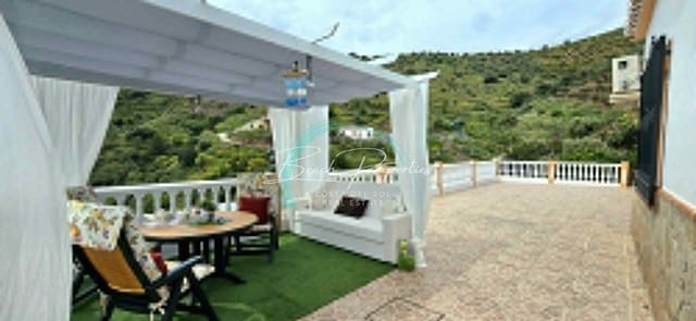 3 sypialnia Dom do wynajęcia w Torrox Pueblo, Torrox z basenem garażem - 1 700 € (Ref: 8933304)