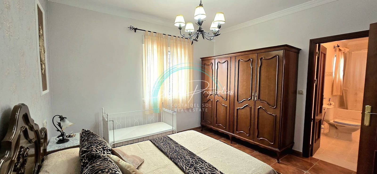 3 sypialnia Dom do wynajęcia w Torrox z basenem garażem - 1 700 € (Ref: 8933304)