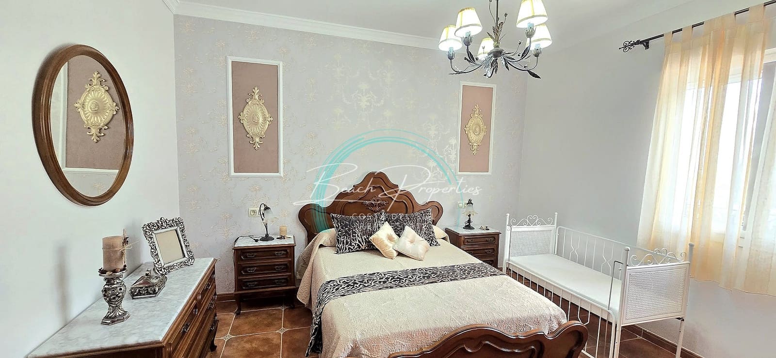 3 sypialnia Dom do wynajęcia w Torrox z basenem garażem - 1 700 € (Ref: 8933304)