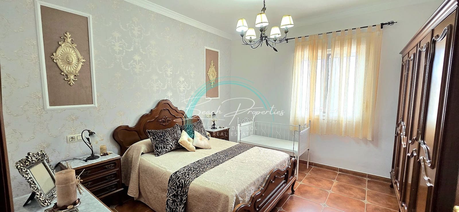 3 sypialnia Dom do wynajęcia w Torrox z basenem garażem - 1 700 € (Ref: 8933304)