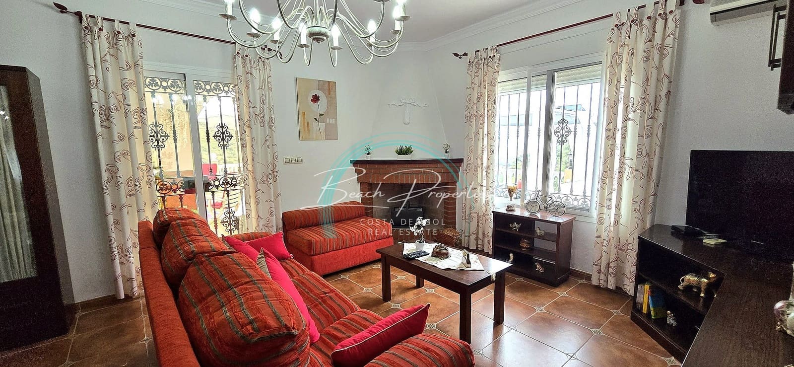 3 sypialnia Dom do wynajęcia w Torrox z basenem garażem - 1 700 € (Ref: 8933304)