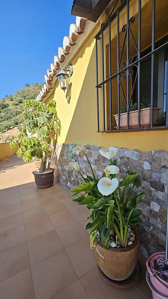 3 sovrum Villa till salu i Almunecar med garage - 300 000 € (Ref: 8950865)