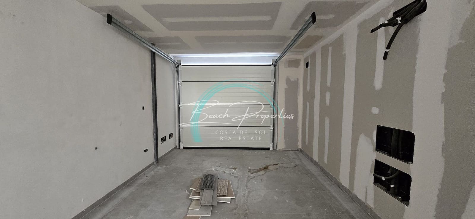 4 chambre Villa/Maison à vendre à Nerja avec garage - 695 000 € (Ref: 9004442)