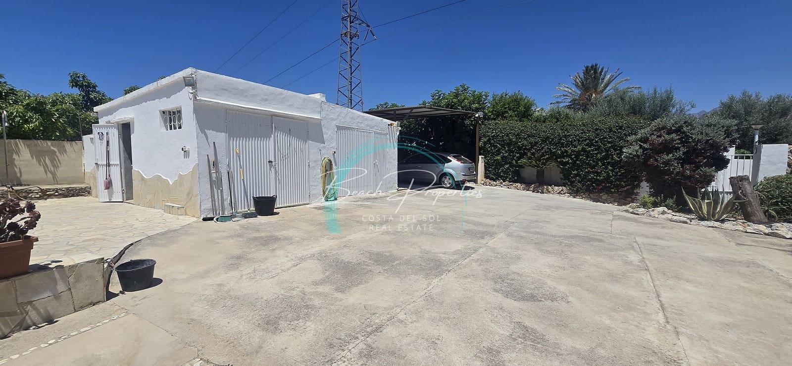 6 soveværelse Villa til salg i Nerja med swimmingpool garage - € 695.000 (Ref: 9094944)