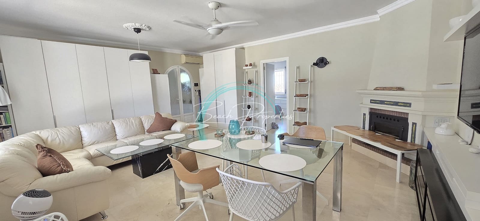 6 soveværelse Villa til salg i Nerja med swimmingpool garage - € 695.000 (Ref: 9094944)