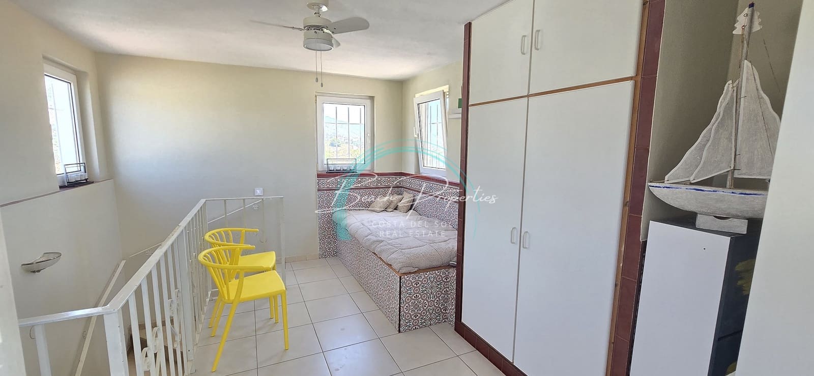 6 soveværelse Villa til salg i Nerja med swimmingpool garage - € 695.000 (Ref: 9094944)