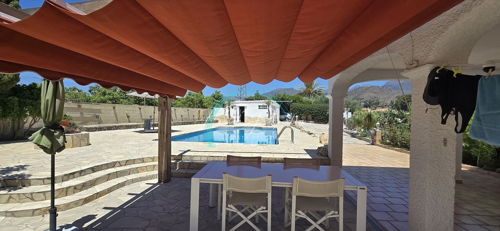 6 soveværelse Villa til salg i Nerja med swimmingpool garage - € 695.000 (Ref: 9094944)