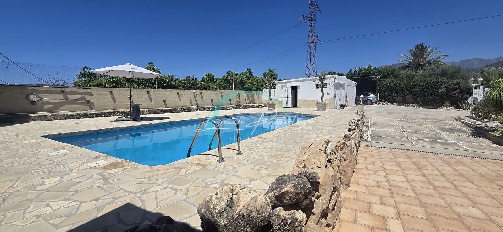 6 soveværelse Villa til salg i Nerja med swimmingpool garage - € 695.000 (Ref: 9094944)