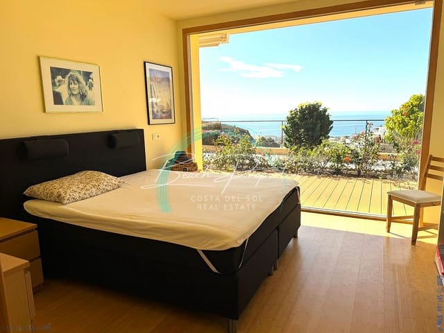 3 soveværelse Byhus til salg i El Peñoncillo, Torrox med swimmingpool - € 1.250.000 (Ref: 9114457)