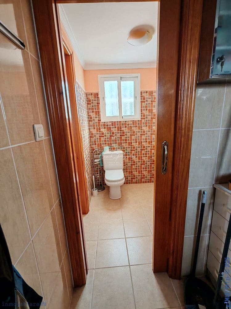 5 quarto Casa em Banda para venda em Nerja com piscina garagem - 1 095 000 € (Ref: 9114460)