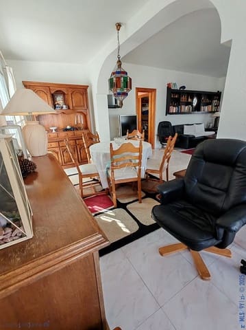 5 quarto Casa em Banda para venda em Centro, Nerja com piscina garagem - 1 095 000 € (Ref: 9114460)