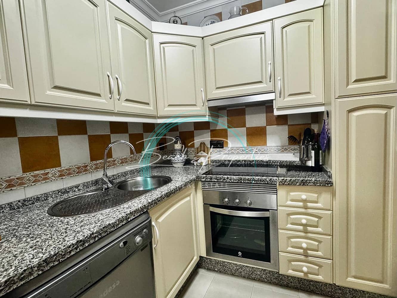 3 soverom Leilighet til salgs i Torrox-Costa med svømmebasseng garasje - € 279 000 (Ref: 9184930)