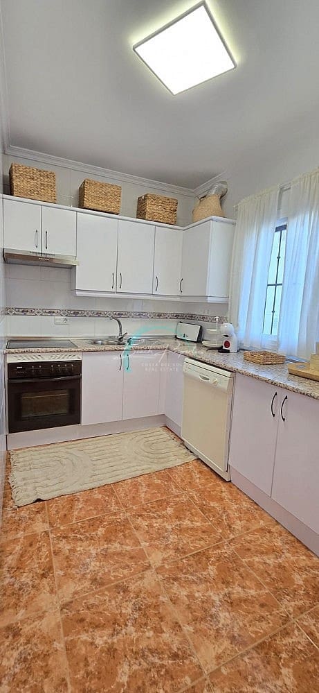 4 soverom Villa til salgs i Nerja med svømmebasseng - € 380 000 (Ref: 9227328)