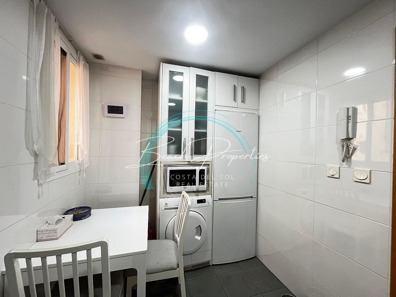 2 soveværelse Lejlighed til salg i Algarrobo Costa - € 289.900 (Ref: 9294057)